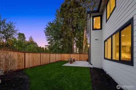13662 NE 101st Street Kirkland WA 98033
