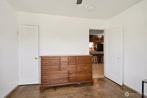 325 3rd Street Morton WA 98356
