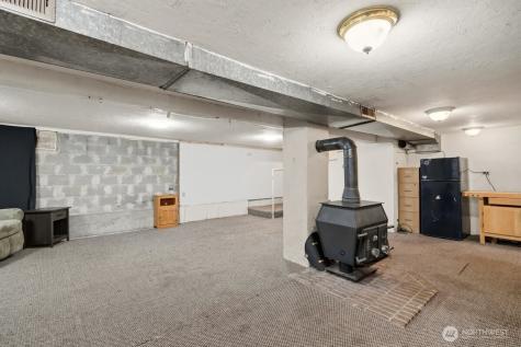 325 3rd Street Morton WA 98356