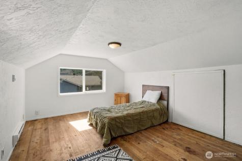 325 3rd Street Morton WA 98356