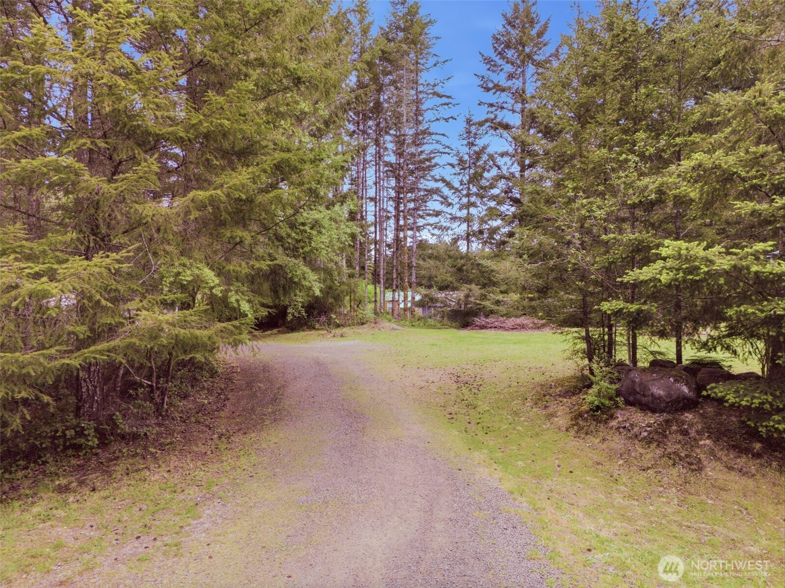 71 E Richardson Road Belfair WA 98528