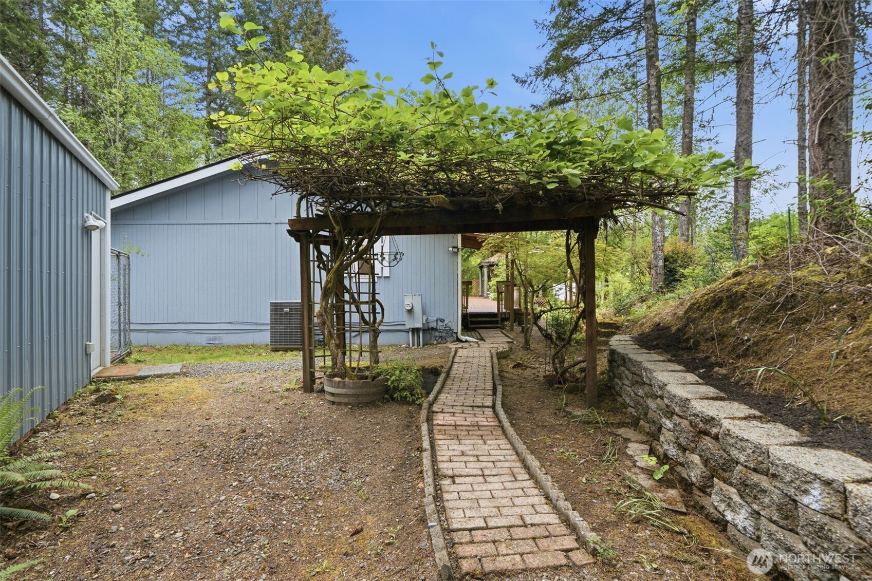 71 E Richardson Road Belfair WA 98528