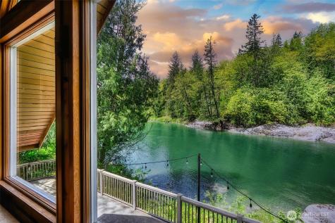 50321 Loop Gold Bar WA 98251