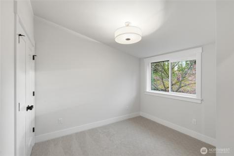 8817 Densmore Avenue N Seattle WA 98103