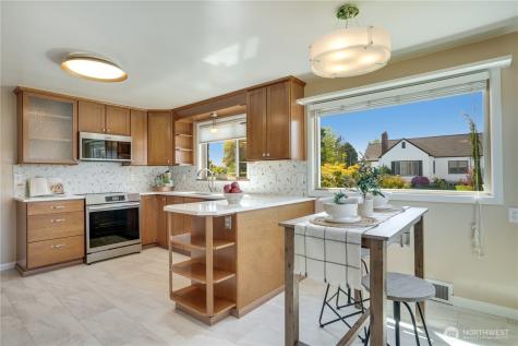 4017 N 9th Street Tacoma WA 98406