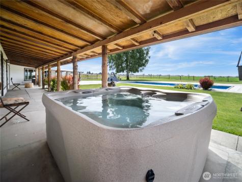 8708 Road K Road NE Moses Lake WA 98837