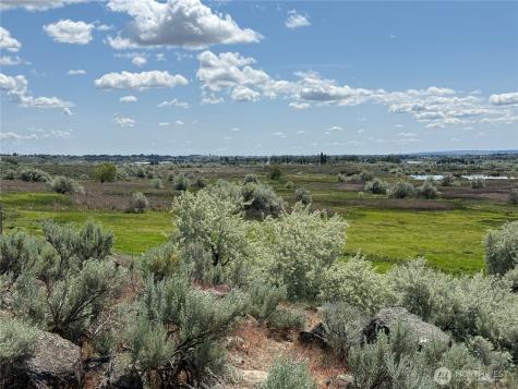 8708 Road K Road NE Moses Lake WA 98837