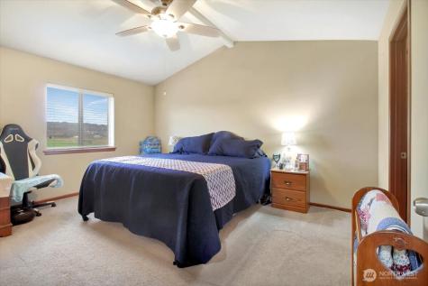 11809 58th Drive NE Marysville WA 98271