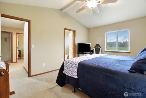 11809 58th Drive NE Marysville WA 98271