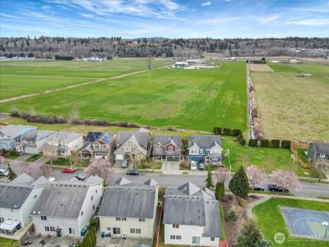 11809 58th Drive NE Marysville WA 98271