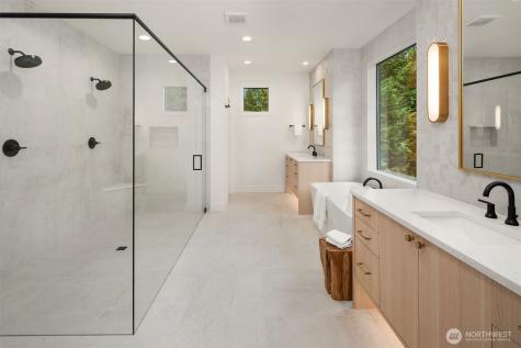 1657 151st Avenue SE Bellevue WA 98007