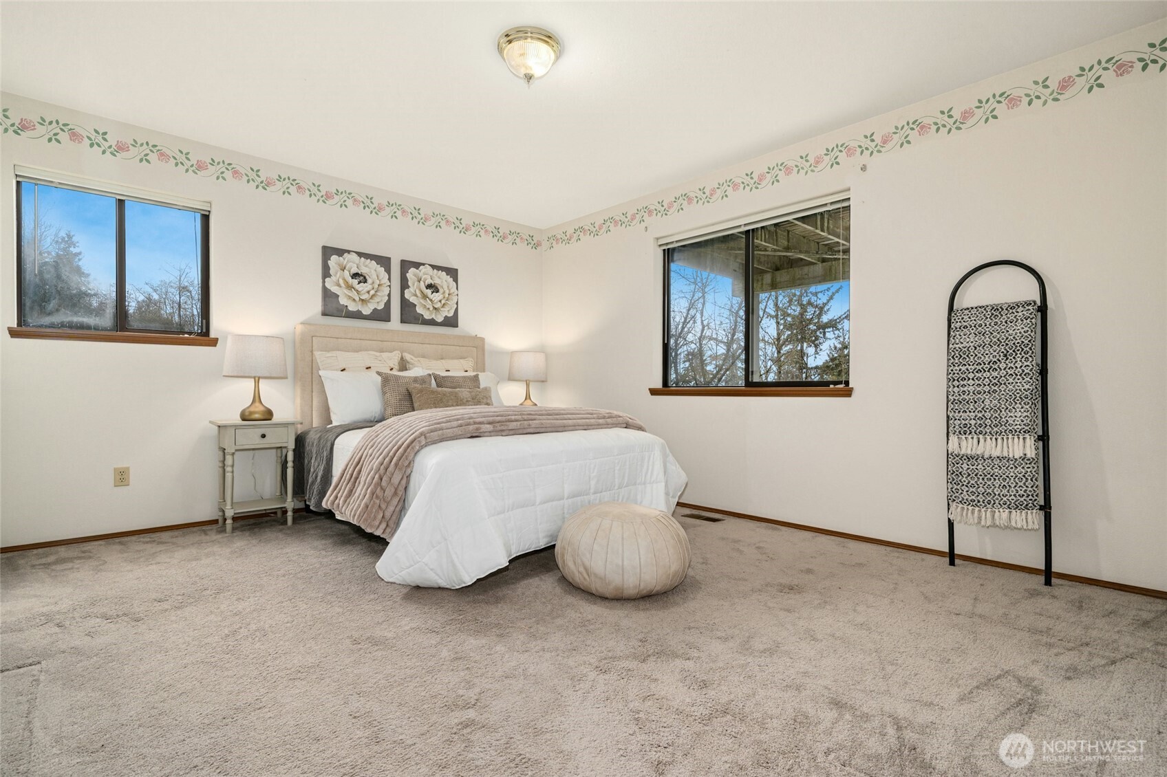 2420 Squak Mountain Loop SW Issaquah WA 98027