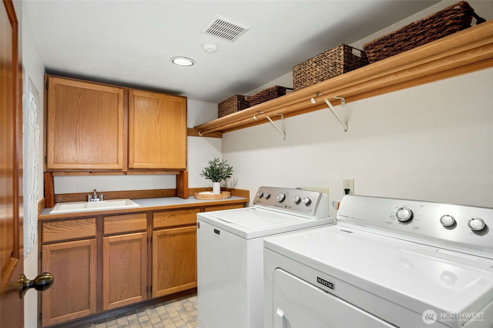 2420 Squak Mountain Loop SW Issaquah WA 98027