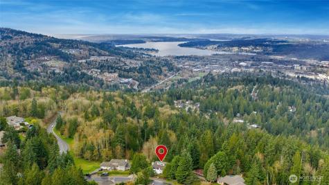 2420 Squak Mountain Loop SW Issaquah WA 98027