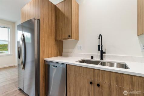 4241 Ambrosia Lane Bellingham WA 98226