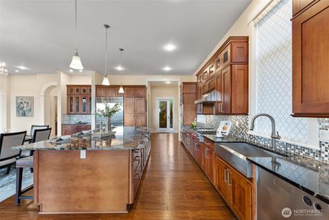 9426 Lake Washington Boulevard NE Bellevue WA 98004