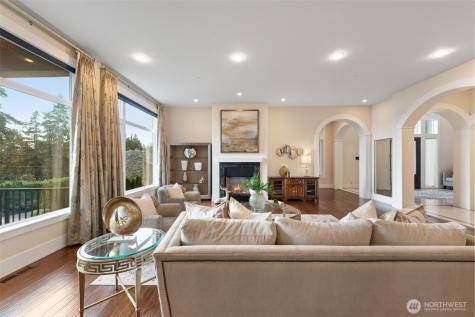 9426 Lake Washington Boulevard NE Bellevue WA 98004