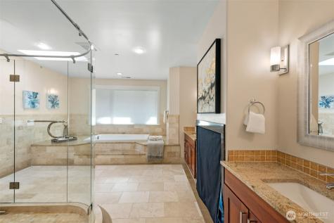 9426 Lake Washington Boulevard NE Bellevue WA 98004