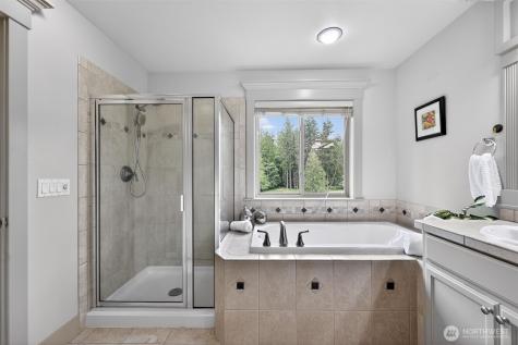 1314 236th Place NE Sammamish WA 98074