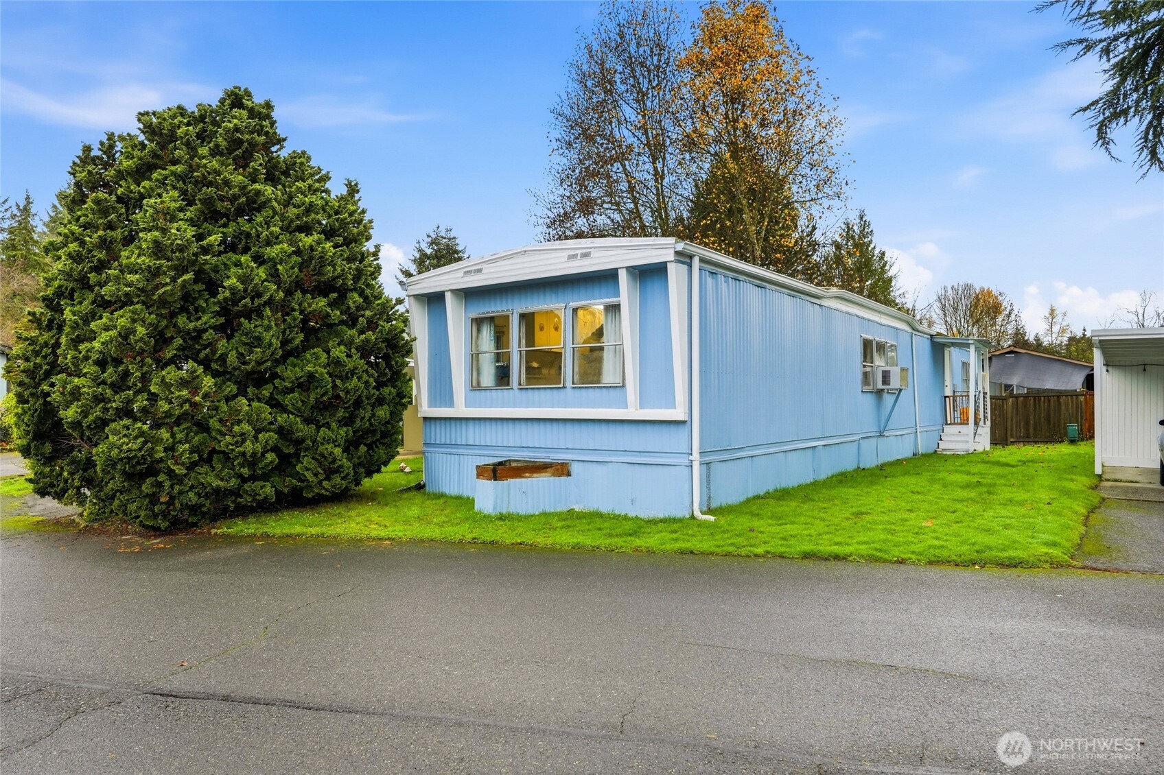 11330 E Riverside Drive Bothell WA 98011