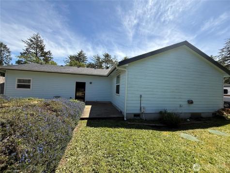 30511 M Place Ocean Park WA 98640
