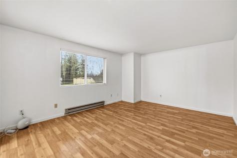 24856 145th Lane SE Kent WA 98042