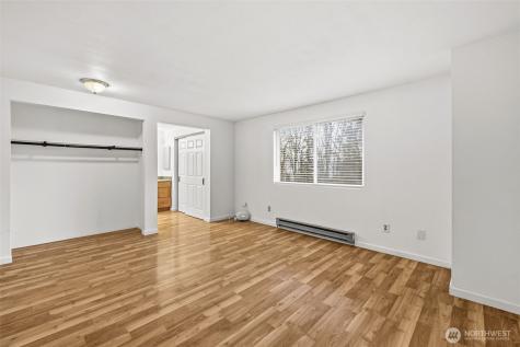 24856 145th Lane SE Kent WA 98042