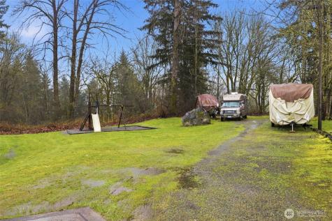 24856 145th Lane SE Kent WA 98042