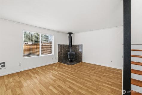 24856 145th Lane SE Kent WA 98042