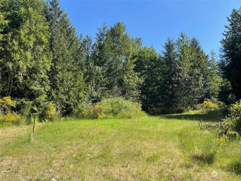 9320 152nd Street E Puyallup WA 98375