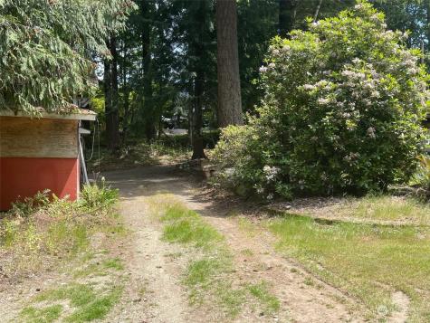 9320 152nd Street E Puyallup WA 98375