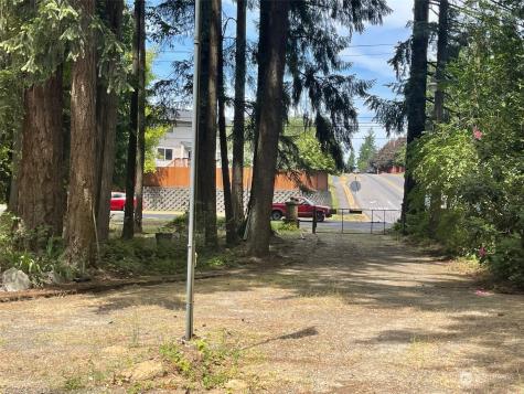 9320 152nd Street E Puyallup WA 98375