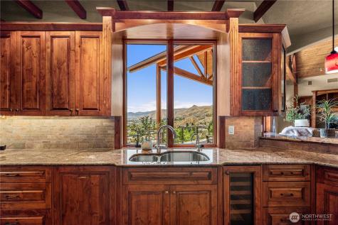 1680 Skyline Drive Wenatchee WA 98801