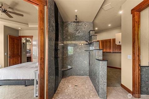 1680 Skyline Drive Wenatchee WA 98801