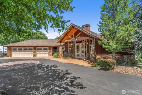1680 Skyline Drive Wenatchee WA 98801
