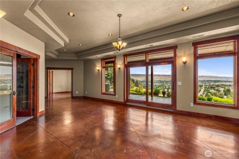 1680 Skyline Drive Wenatchee WA 98801