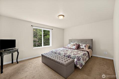 14006 67th Avenue E Puyallup WA 98373