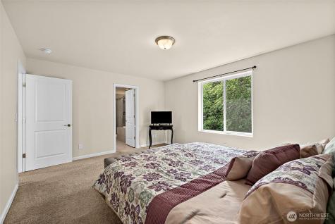 14006 67th Avenue E Puyallup WA 98373