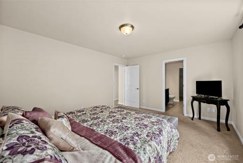 14006 67th Avenue E Puyallup WA 98373