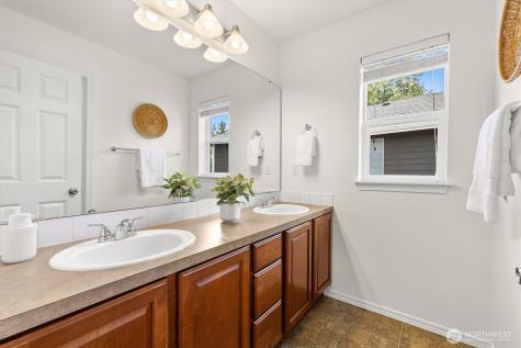 24109 SE 22nd Street Sammamish WA 98075