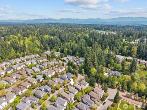 24109 SE 22nd Street Sammamish WA 98075