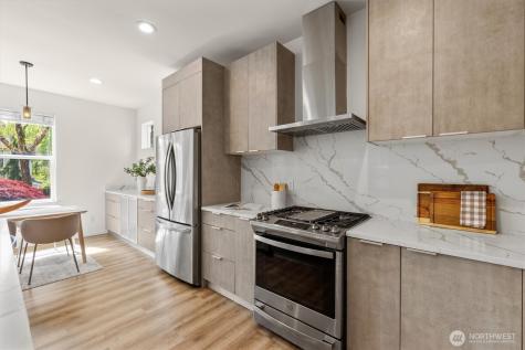 24109 SE 22nd Street Sammamish WA 98075