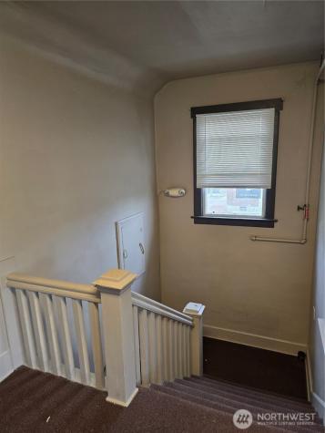 4738 17th Avenue NE Seattle WA 98105