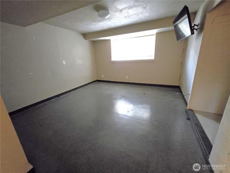 4738 17th Avenue NE Seattle WA 98105