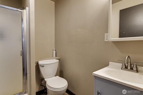 4738 17th Avenue NE Seattle WA 98105