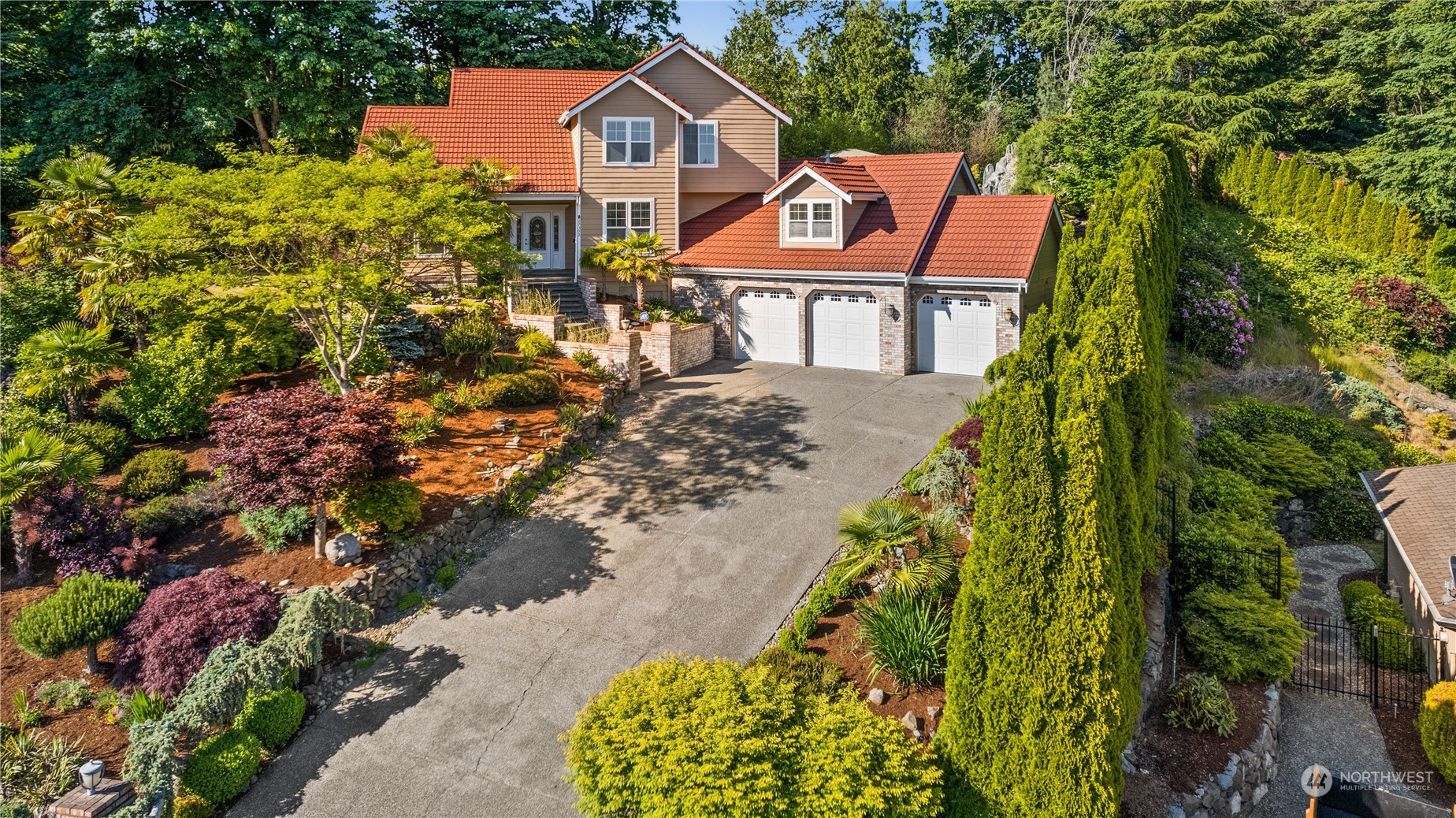 27502 46th Court S Auburn WA 98001