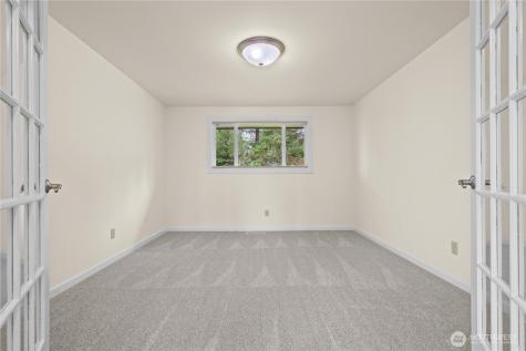 10203 45th Street E Edgewood WA 98372