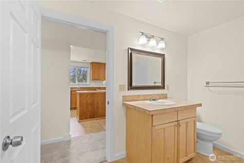 10203 45th Street E Edgewood WA 98372