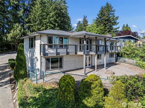10203 45th Street E Edgewood WA 98372