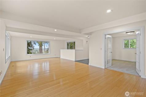 10203 45th Street E Edgewood WA 98372